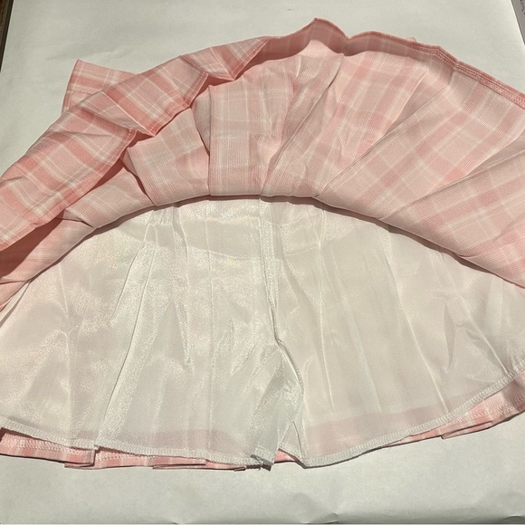 Pleated Skirt - Picture 4 of 5